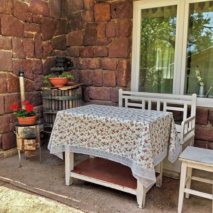 images/imagehover/vendeghaz2.jpg#joomlaImage://local-images/imagehover/vendeghaz2.jpg?width=720&height=720